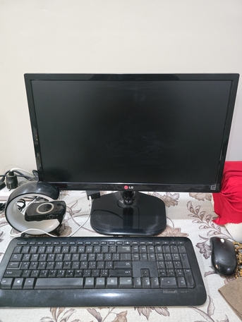 Jeddah, Computers, SAR 175,  LG 22" Full HD IPS Monitor (Model 22MP55HQ) &ndash; Excellent Condition +Wireless Keyboard