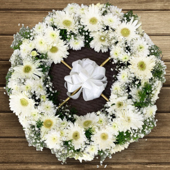 Chennai, Collectibles, INR 1599,  Shop White Flower Wreath For Funeral Tributes - Florist Chennai
