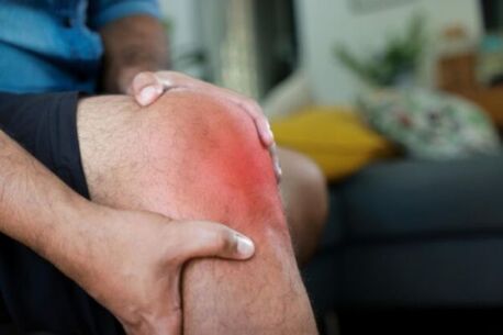 Manchester, Medical, Swollen Knee? Find Out The Causes, Treatment & When To Worry | Knee Specialist Manchester