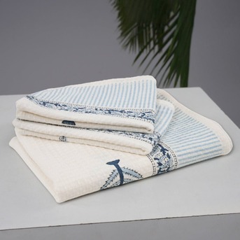Mumbai, Household Items, INR 629,  Peepul Tree Bath Towels &ndash; Soft Comfort For Everyday Luxury