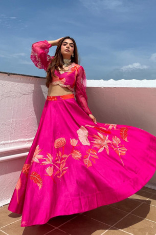 Mumbai, Clothing & Accessories, INR 65000,  Luxury Designer Lehengas By Archana Shah