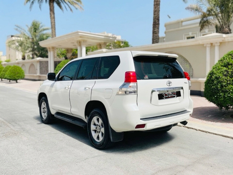 Ras Rumman, Vehicles, Cars & Trucks , BHD 7399,  Toyota Prado,  2013,  Automatic,  182000 KM,   -  - V4 - 7 Seater Family Car - Well Maintained