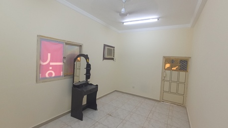 Gudaibiya, Apartments, Flats, Houses & Villas, BHD 160/year,  1 BR,  Semi-Furnished 1 Bedroom Flat Available In Gudaibiya