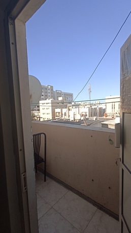 Gudaibiya, Apartments, Flats, Houses & Villas, BHD 160/year,  1 BR,  Semi-Furnished 1 Bedroom Flat Available In Gudaibiya