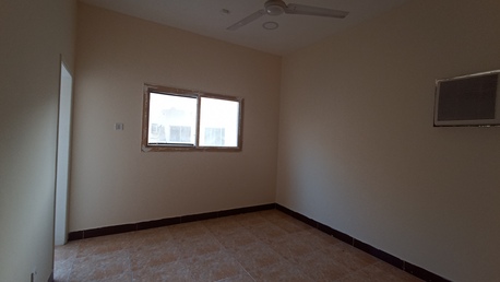 Gudaibiya, Apartments, Flats, Houses & Villas, BHD 150/year,  2 BR,  Unfurnished 2 Bedroom Flat Available In Gudabiya