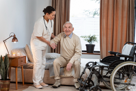 New York, Elder Care, How In-Home Care In Maine Helps Seniors Stay Safe During Daily Activities