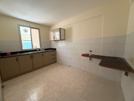 Adliya, Apartments, Flats, Houses & Villas, BHD 165/month,  2 BR,  2 Bedroom Flat For Rent Without Ewa