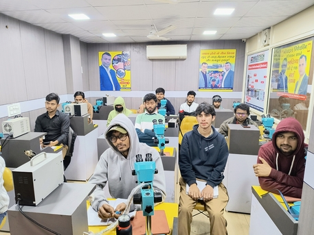 New Delhi, Education, Mobile Repairing Course With Live Practice Sessions At Multitech Institute