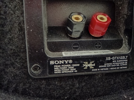 Manama, Electronics, BHD 80,  Sony Xplod Subwoofer And Amplifier For Sale