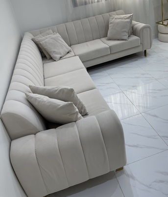 Riyadh, Furniture, SAR 2500,  L-shaped Sofa For Sale