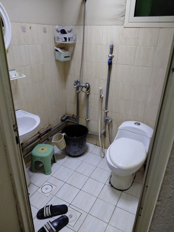 Jubail, Rooms for Rent, Room Available For 1 Person.  Near Jubail Center