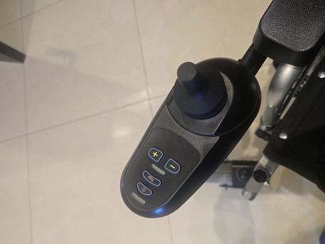 East Riffa, Electronics, BHD 160,  Electric Heavy Duty Wheel Chair