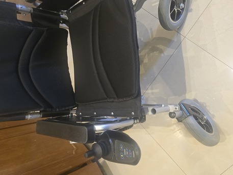East Riffa, Electronics, BHD 160,  Electric Heavy Duty Wheel Chair