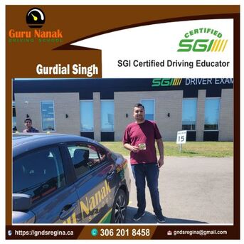 Toronto, Lessons Offered, Why Choose Guru Nanak Driving School For Experienced Class 5 Instructors?