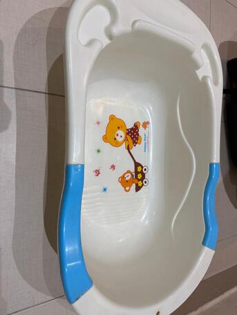 Muharraq, Baby & Kid Stuff, BHD 4,  Baby Tub - Strong And Not Used Much