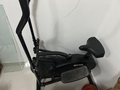 Ras Tanura, Sporting Goods, Tread Mill And A Exercising Bicycle For Sale