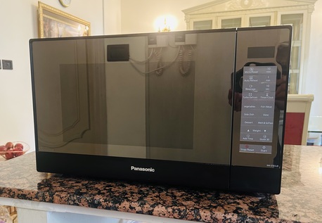 Jeddah, Appliances, SAR 450,  Panasonic Metallic Black Microwave - Large