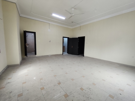 Juffair, Apartments, Flats, Houses & Villas, BHD 170/year,  1 BR,  Juffair:- Studio Flat On Rent With Unlimited Ewa..