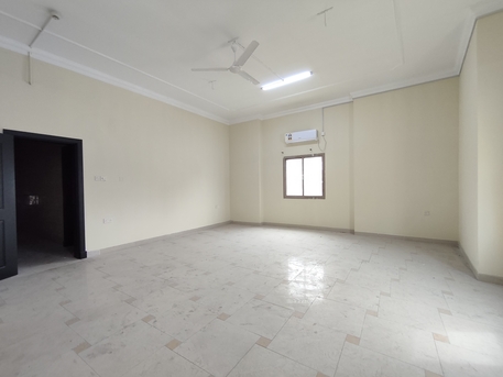 Juffair, Apartments, Flats, Houses & Villas, BHD 170/year,  1 BR,  Juffair:- Studio Flat On Rent With Unlimited Ewa..