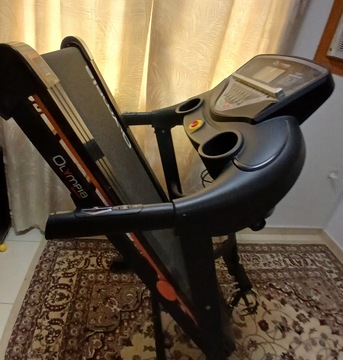 Jeddah, Furniture, SAR 1100,  Treadmill And Computer Table With Gaming Chair