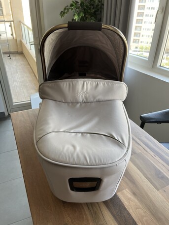 Jeddah, Baby & Kid Stuff, SAR 500,  Mamas And Papas - Carrycot - Lightly Used