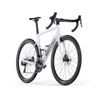 Jakarta, Bicycles, USD 4600,  2026 BMC Roadmachine 01 FOUR Road Bike (CENTRACYCLES)