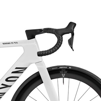 Jakarta, Bicycles, USD 2800,  2026 Canyon Aeroad CF SLX 7 Di2 Road Bike (CENTRACYCLES)