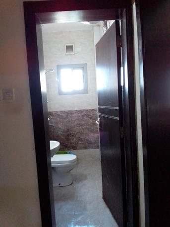 Manama, Rooms for Rent, BHD 60/month,  Bed Space Available Semi Furnished-BHD 60 / Per Month Incl. EWA For Executive Bachelors