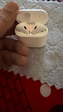 Riyadh, Mobile Phones, SAR 300,  Apple Airpods 2nd Gen With Charging Case