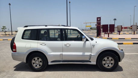 Manama, Vehicles, Cars & Trucks , BHD 1450,  Mitsubishi Pajero,  2004,  Automatic,  229000 KM,   For Sale