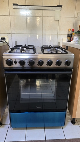 Salamah, Appliances, SAR 950,  Midea 4 Burner Gas Cooker With Oven + Gas Cylinder