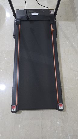 Salamah, Sporting Goods, SAR 700,  Sparnod STH-1200 Electric Treadmill With Original Box