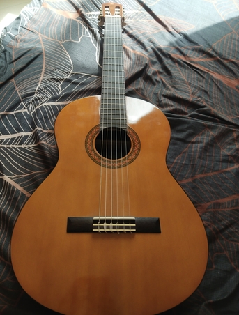 Manama, Musical Instruments, BHD 35,  Yamaha C 40M Guitar And Violin