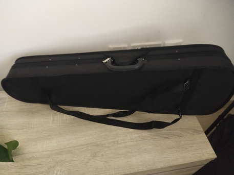 Manama, Musical Instruments, BHD 35,  Yamaha C 40M Guitar And Violin