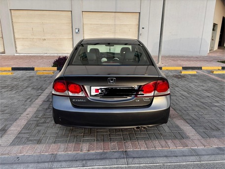 Sitra, Vehicles, Cars & Trucks , BHD 1550,  Honda Civic,  2009,  Automatic,  200000 KM,   Model  Full Option