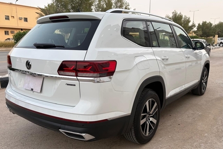 Riyadh, Vehicles, Cars & Trucks , SAR 102000,  Volkswagen Teramont,  2022,  Automatic,  206460 KM,    All Original