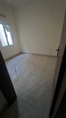 Salmaniya, Apartments, Flats, Houses & Villas, BHD 120/month,  1 BR,  1 Bedroom Unfurnished Flat For Rent Without Ewa