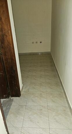 Salmaniya, Apartments, Flats, Houses & Villas, BHD 120/month,  1 BR,  One Bedroom Unfurnished Flat For Rent Without Ewa