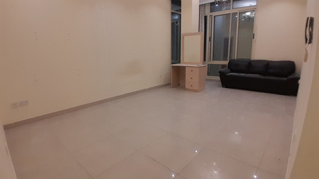Hoora, Apartments, Flats, Houses & Villas, BHD 250/month,  2 BR,  Hoora:-  2BHK Fully Furnished Flat On Rent.  Bd 250/- With 30bd Ewa Limit. BD 100 Deposit.