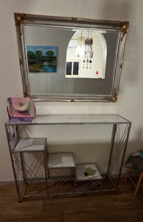 Jeddah, Furniture, SAR 100,  Console Unit With Mirror