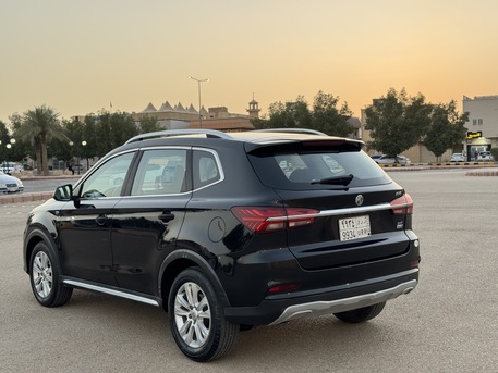 Riyadh, Vehicles, Cars & Trucks , SAR 38000,  MG RX5,  2022,  Automatic,  65000 KM,    In Good Condition
