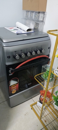 Al Murabba, Household Items, SAR 1,  Cooking Range, Single Bed And Dressing Mirror For SALE