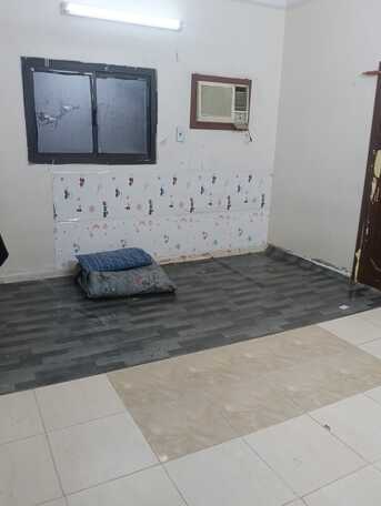 Jeddah, Apartments, Flats, Houses & Villas, SAR 1500/month,  2 BR,  2  Rooms Available For Small Family In Family Apartment With Separate Bathroom , Azizia