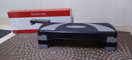 Al Malaz, Sporting Goods, SAR 50,  Aerobic Exercise Step - Weight Capacity: 120 Kg