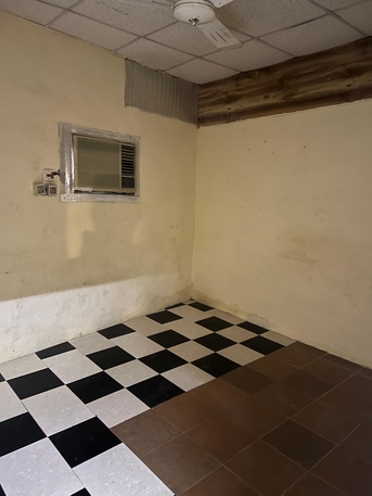 Riyadh, Rooms for Rent, SAR 950/month,  Room Available For Bachelors