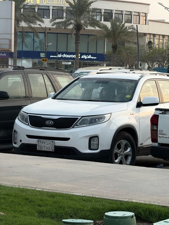 Riyadh, Vehicles, Cars & Trucks , SAR 30000,  Kia Sorento,  2015,  Automatic,  180000 KM,    V6 3.3l