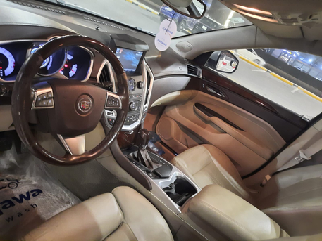 Riyadh, Vehicles, Cars & Trucks , SAR 27000,  Cadillac SRX,  2012,  Automatic,  149000 KM,