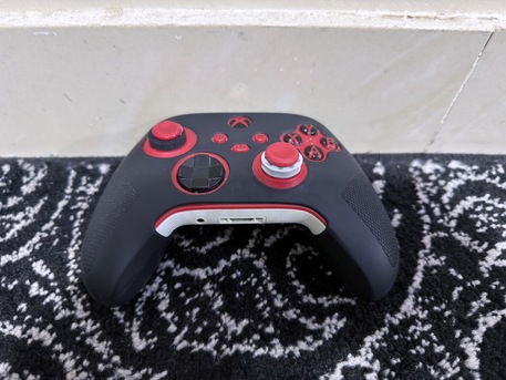 Yanbu, Video Games, SAR 600,  Xbox One X 1 Tb With 1 Controller And 17 Games