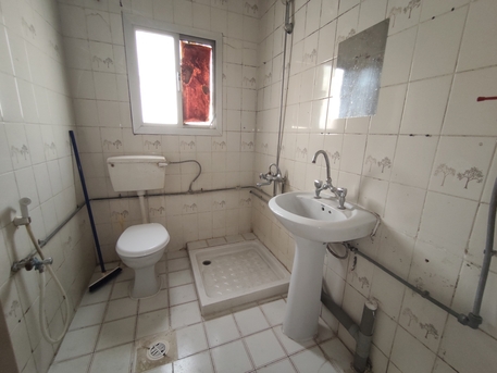 Gudaibiya, Apartments, Flats, Houses & Villas, BHD 140/year,  Gudaibiya:- Studio Flat On Rent With Ewa & Wifi..