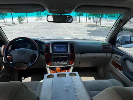 Riffa, Vehicles, Cars & Trucks , BHD 3400,  TOYOTA LANDCRUISER,  2006,  Automatic,  283000 KM,  GXR V6 LIMITED